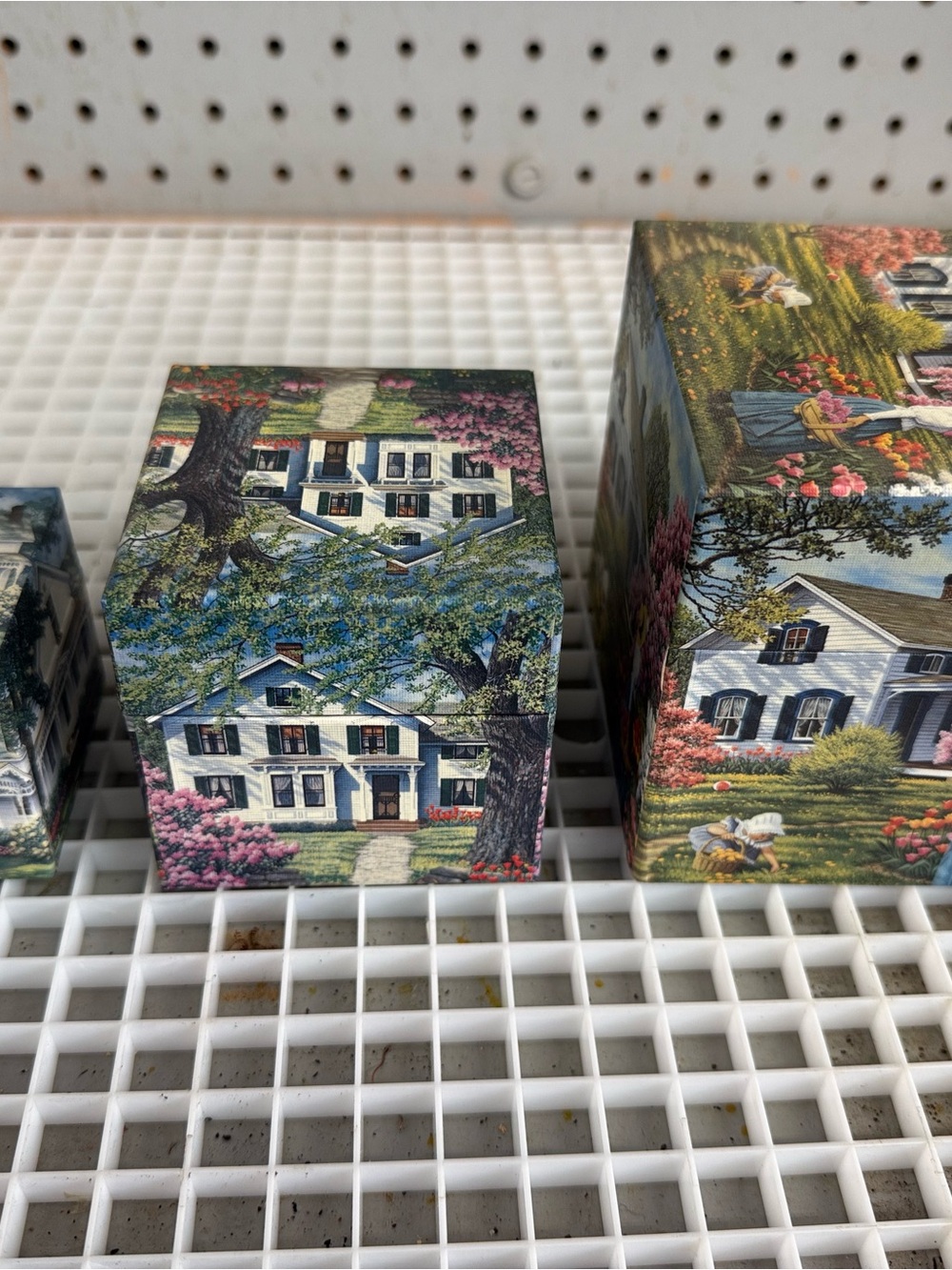 Bobs Boxes Decorative nesting boxes